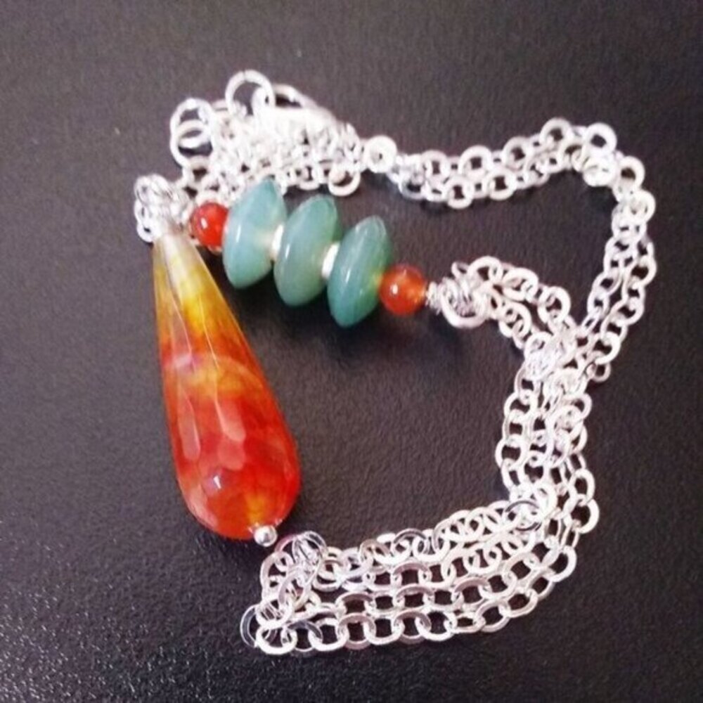 Tropical Spring + Summer Colors! Vibrant Orange + Green Agate Pendant Necklace - Picture 10 of 14